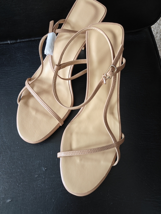 Poyoior Shoes - Women's Nude Strappy Sandals with Ankle Buckle